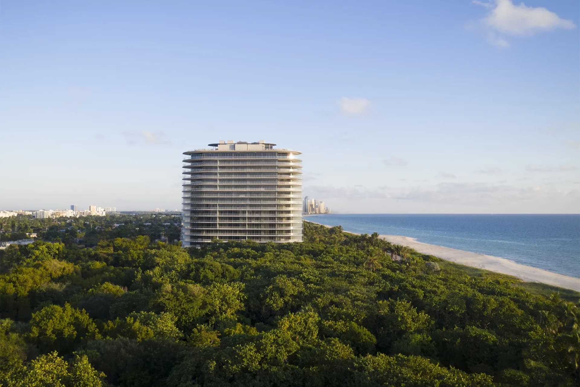 Bizzi & Partners Eighty Seven Park Miami the building